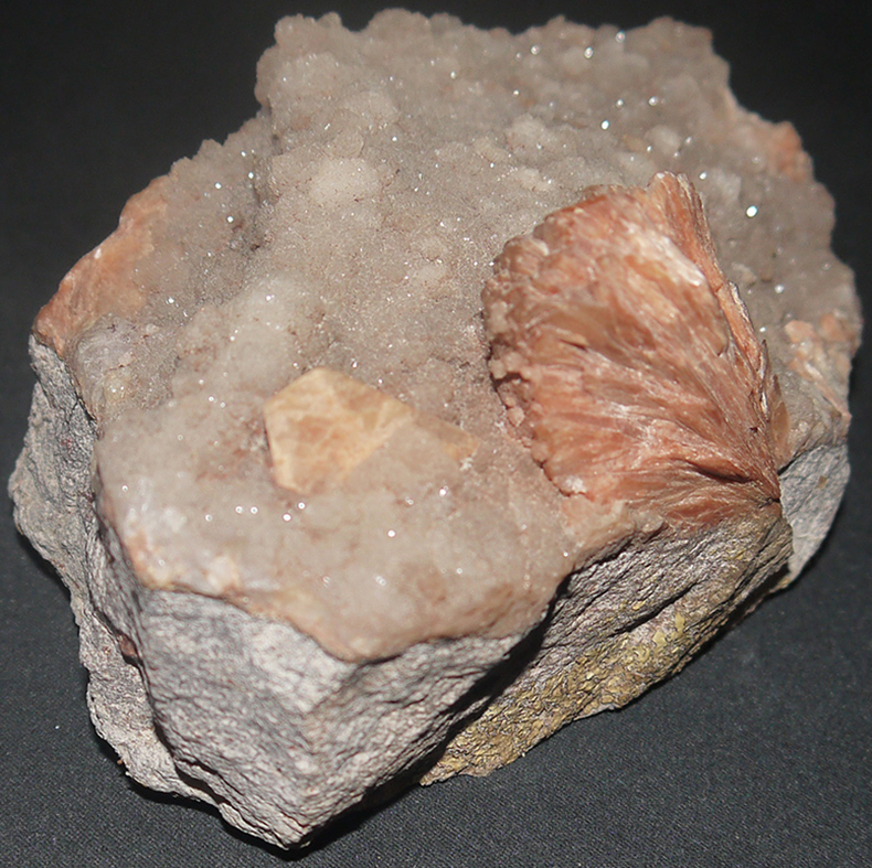 Stellerite and Quartz Crystals